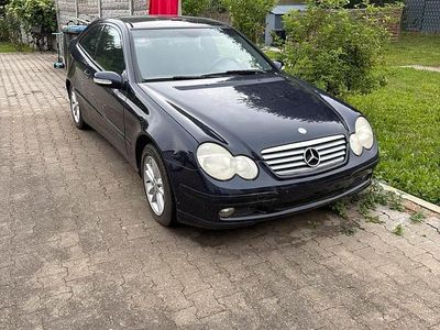 Mercedes C180