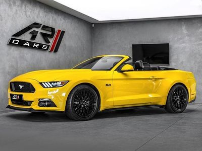 Gebraucht Ford Mustang GT Convertible 421 PS (309 kW) 2011 Gelb Cabrio