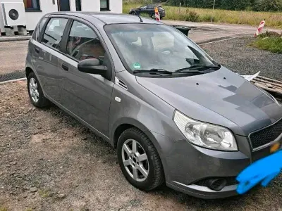 Gebraucht Chevrolet Aveo 85 PS (62 kW) 2009 Grau Limousine