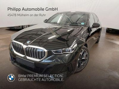 Gebraucht BMW 520 M Sport 197 PS (144 kW) 2025 Black sapphire Limousine