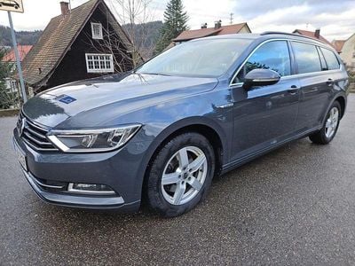Grau Gebraucht 2016 VW Passat Comfortline Kombi | 10.900 € (Guter Preis)