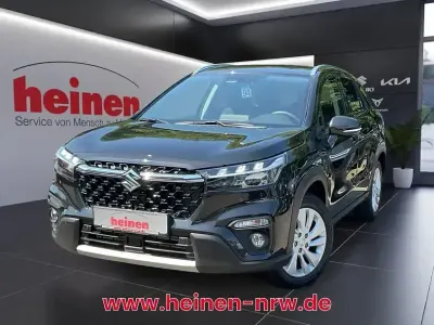 Gebraucht Suzuki SX4 S-Cross Comfort 129 PS (94 kW) 2023 Schwarz SUV