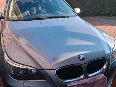 Gebraucht BMW 525 177 PS (130 kW) 2005 Silber Limousine