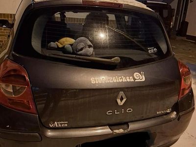 Gebraucht 2007 Renault Clio II Kleinwagen | 3.399 €