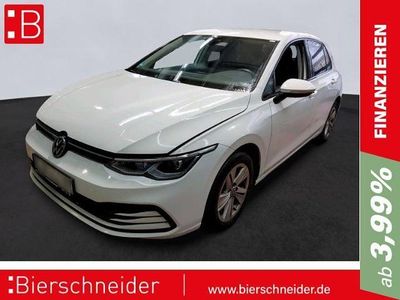 Gebraucht VW Golf VIII Life 131 PS (96 kW) 2023 Weiss Limousine