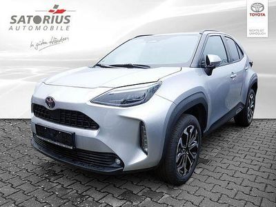Usata Toyota Yaris Hybrid Plus 130 CV (95 kW) 2024 Argento