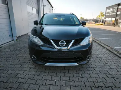 Gebraucht Nissan Qashqai 360º 131 PS (96 kW) 2017 Schwarz SUV