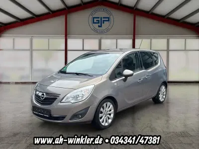 Gebraucht Opel Meriva Edition 101 PS (74 kW) 2010 Muskatgrau/muskat braun(m2) Van / Kleinbus