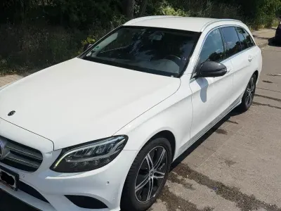 Gebraucht Mercedes C220 AMG 194 PS (142 kW) 2020 Weiß Kombi