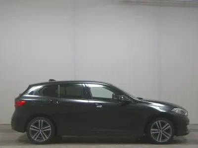 Usata BMW 118 Sport Line 150 CV (110 kW) 2023 Nero Utilitaria