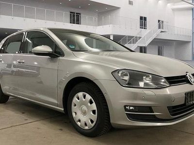 Silber Gebraucht 2013 VW Golf Comfortline Limousine | 8.190 € (Fairer Preis)