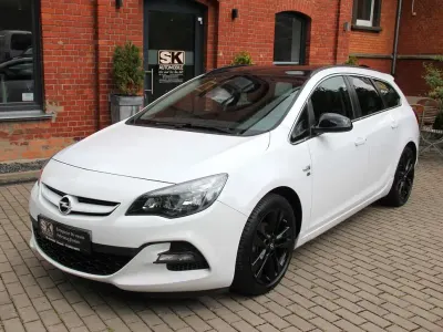 Używany Opel Astra OPC 140 KM (102 kW) 2016 Biały Kombi