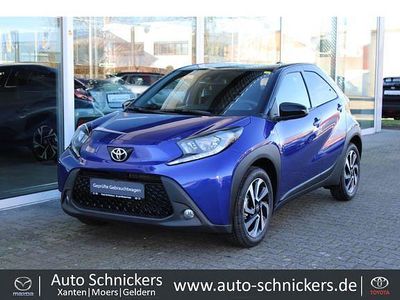 Gebraucht Toyota Aygo X Basis 72 PS (52 kW) 2022 Blau SUV