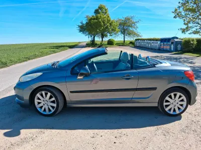 Usata Peugeot 207 CC 150 CV (110 kW) 2010 Grigio Cabrio