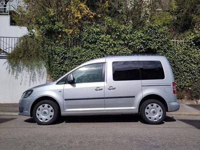 Usata VW Caddy Comfortline 140 CV (102 kW) 2012 Argento Monovolume
