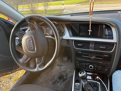 Gebraucht Audi A4 Attraction 150 PS (110 kW) 2015 Schwarz Limousine