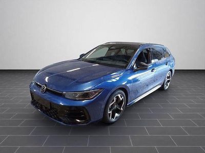 Gebraucht VW Passat R-line 265 PS (194 kW) 2025 Reef blue metallic (metallic) Kombi