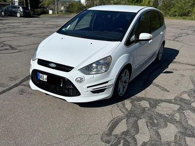 Usata Ford S-MAX Titanium 140 CV (102 kW) 2011 Bianco Monovolume