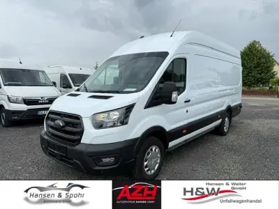 Gebraucht Ford Transit Trend 131 PS (96 kW) 2023 Weiß Van / Kleinbus