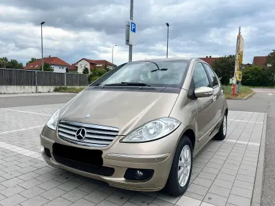 Gebraucht Mercedes A150 95 PS (69 kW) 2007 Gold Limousine