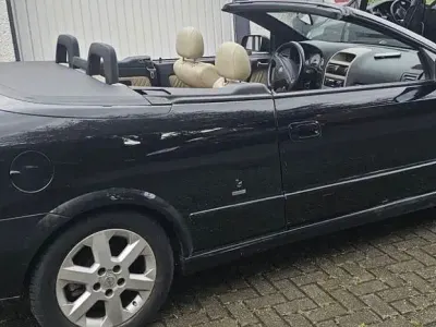 Gebraucht Opel Astra 147 PS (108 kW) 2002 Schwarz Cabrio
