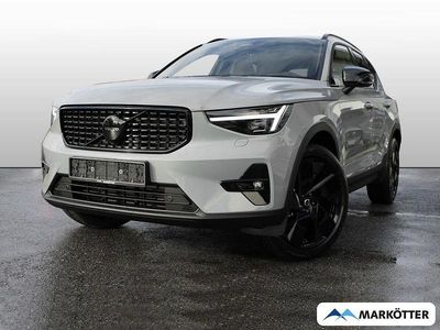 Neu Volvo XC40 Plus 163 PS (119 kW) 2025 Grau SUV