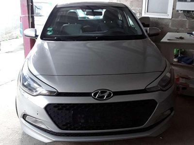 Gebraucht Hyundai i20 Trend 75 PS (55 kW) 2016 Limousine