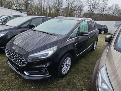 Schwarz Gebraucht 2019 Ford S-MAX Vignale Van / Kleinbus | 23.990 € (Teuer)