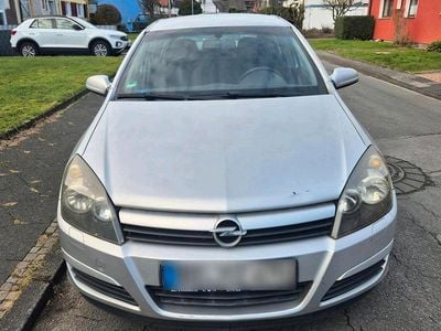 Usata Opel Astra 101 CV (74 kW) 2004 Argento Berlina