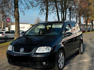 Gebraucht VW Touran 140 PS (102 kW) 2004 Schwarz Van / Kleinbus