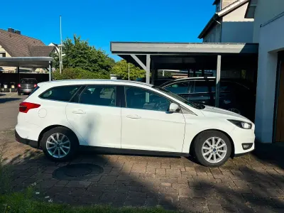 Gebraucht Ford Focus Titanium 150 PS (110 kW) 2015 Weiß Kombi