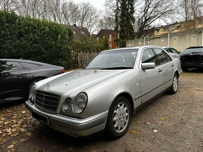 gebraucht Mercedes E280 Elegance TEILESPENDER/PROJEKTFAHRZEUG!