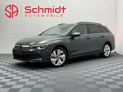 Gebraucht VW Golf VIII Style 150 PS (110 kW) 2024 Grau Limousine