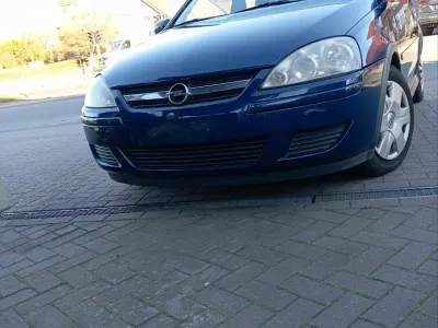 Brugt Opel Corsa 60 HK (44 kW) 2005 Blå Hatchback