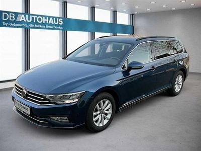 Gebraucht VW Passat Business 150 PS (110 kW) 2023 Blau Kombi