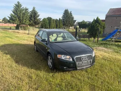 Gebraucht Audi A4 Ambiente 163 PS (119 kW) 2005 Grün Kombi