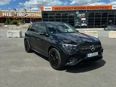 Gebraucht Mercedes GLE350 333 PS (244 kW) 2025 Schwarz SUV