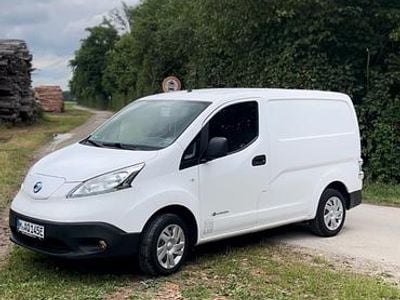 Nissan e-NV200