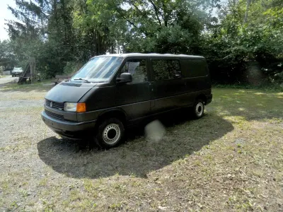 Gebraucht VW T4 102 PS (75 kW) 2000 Grün Van