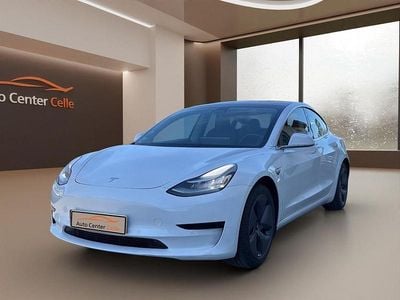 Gebraucht Tesla Model 3 Standard Range 239 kW (325 PS) 2020 Weiß Limousine