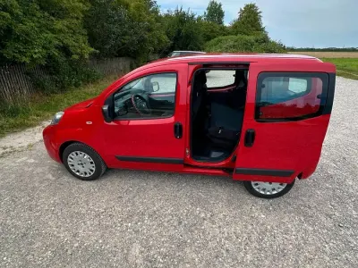 Gebraucht Fiat Qubo Trekking 75 PS (55 kW) 2009 Rot Van / Kleinbus