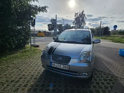Gebraucht Kia Picanto 65 PS (47 kW) 2007 Silber Kleinwagen