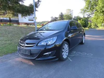 Gebraucht Opel Astra Style 165 PS (121 kW) 2015 Schwarz Kombi