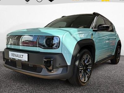 Used Renault 4 E-Tech Iconic 110 kW (150 HP) 2025 Green SUV