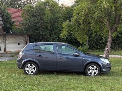Gebraucht Opel Astra Selection 90 PS (66 kW) 2009 Schwarz Kombi