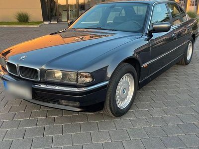 BMW 735