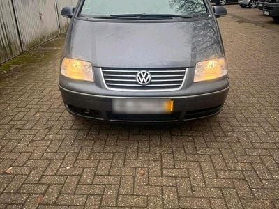 VW Sharan