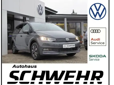 Gebraucht VW Touran Comfortline 150 PS (110 kW) 2025 Grau Van / Kleinbus