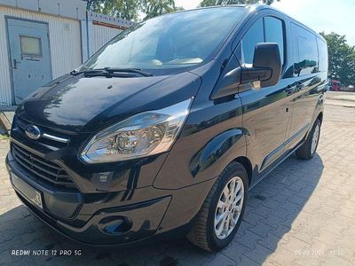 Gebraucht Ford Tourneo 155 PS (114 kW) 2015 Schwarz Van / Kleinbus