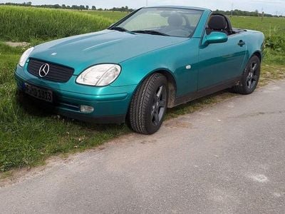 Grün Gebraucht 1998 Mercedes SLK200 Cabrio | 4.450 € (Fairer Preis)